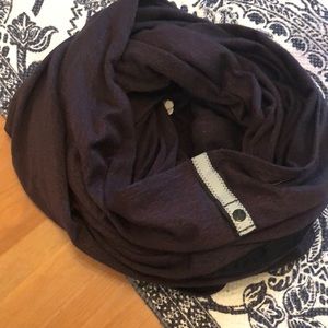 Lululemon Vinyasa Scarf